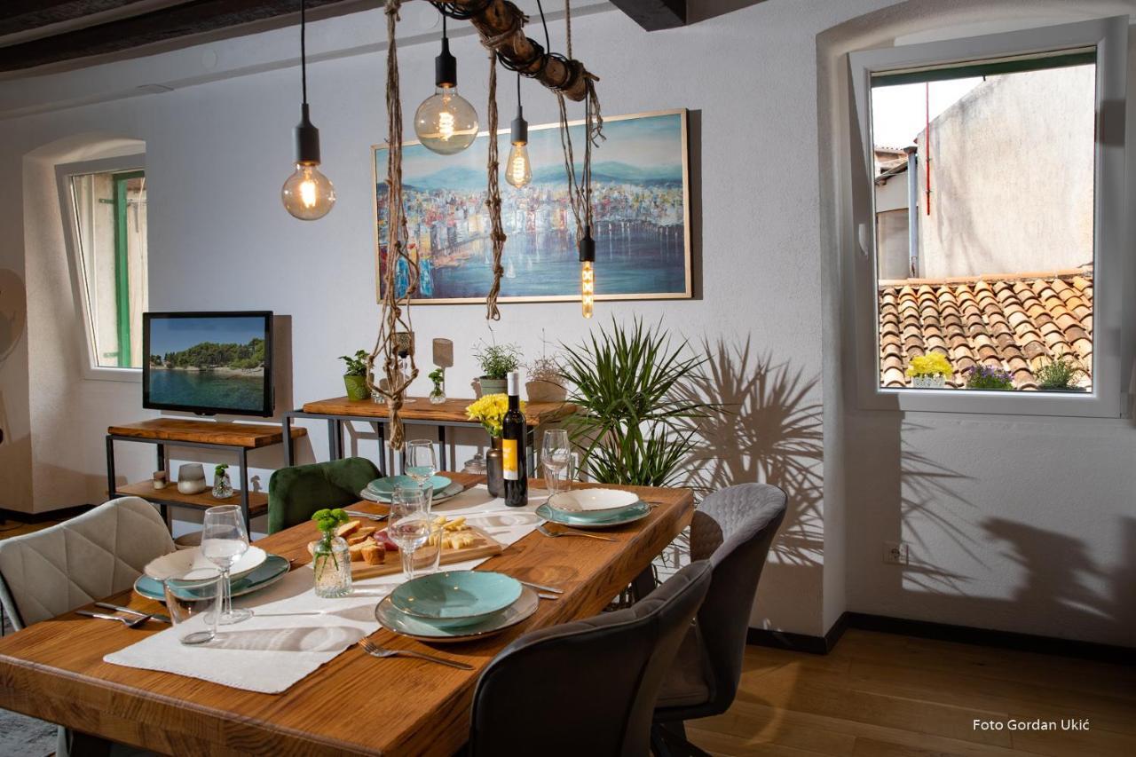 Apartment Carera